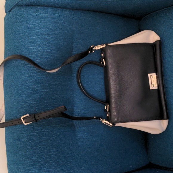 Kate Spade Classic ivory and black leather bag. Beautiful Bag At a Low Price. - Picture 5 of 6